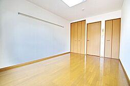 小田急小田原線 百合ヶ丘駅 徒歩6分の賃貸マンション 1階1Kのリビング/ダイニング