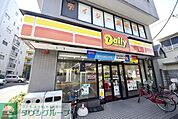 デイリーヤマザキ草加氷川町店 219m