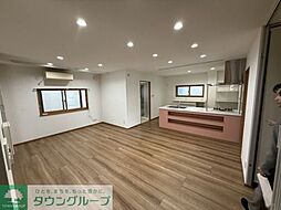 ソラーナ東立石 201 2階3LDKのリビング/ダイニング