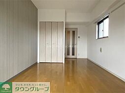 ファミーユ 5階1Kのリビング/ダイニング