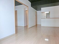 カトルセゾン 3階1LDKのリビング/ダイニング