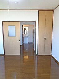 都営新宿線 大島駅 徒歩4分の賃貸マンション 4階1Kのリビング/ダイニング