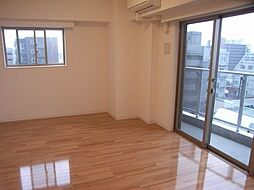 都営大江戸線 森下駅 徒歩3分の賃貸マンション 11階ワンルームのリビング/ダイニング