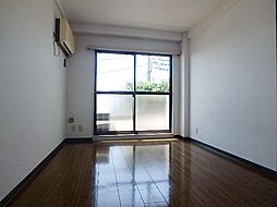 グランドペア 102 1階1Kのリビング/ダイニング