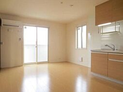 エコフォレスト 201 2階1LDKのリビング/ダイニング