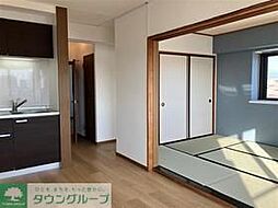 ロイヤルプレステージ 405 4階2DKのリビング/ダイニング