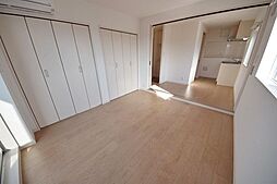 国領ＹＫマンション 401 4階1Kのリビング/ダイニング