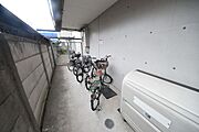 ★敷地内に駐輪場があります★