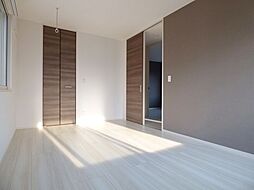 D-room宮沢町貸家 B 1階3LDKのリビング/ダイニング