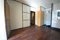 プラムヒル 0302 3階2DKのリビング/ダイニング