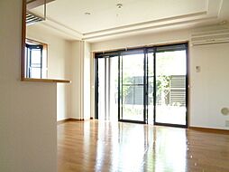 ガーデニングヒルズ 301 3階2LDKのリビング/ダイニング