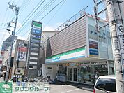 ファミリーマート中神駅前店 徒歩3分。コンビニ 240m