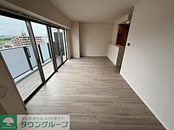 JR武蔵野線 三郷駅 徒歩2分の賃貸マンション 2階2LDKのリビング/ダイニング