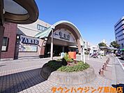 草加駅(東武 スカイツリーライン) 736m
