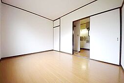 グリーンハウス中溝 202 2階1Kのリビング/ダイニング