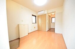 メゾンジュネス 105 1階ワンルームのリビング/ダイニング