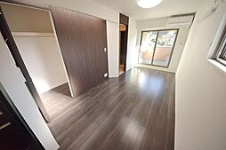 ジョイ・ノーブル 302 3階1DKのリビング/ダイニング