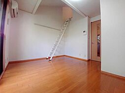 グリーンヴィラ 203 2階1Kのリビング/ダイニング