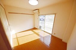 リベール多摩 103 1階1Kのリビング/ダイニング