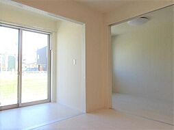 エステート国立 207 2階2LDKのリビング/ダイニング