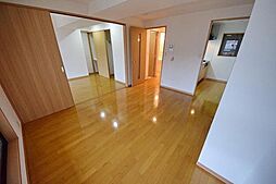 ベェルヴェル稲城 1105