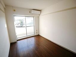 ビレッジコア八王子 308 3階1Kのリビング/ダイニング