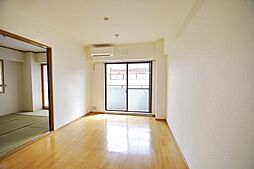 京王相模原線 稲城駅 徒歩9分の賃貸マンション 3階3LDKのリビング/ダイニング