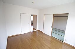 京王相模原線 京王永山駅 徒歩11分の賃貸マンション 1階2DKのリビング/ダイニング