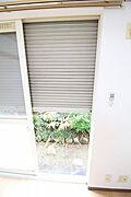 ★防犯シャッター付き★