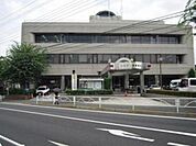 日野警察署 1221m