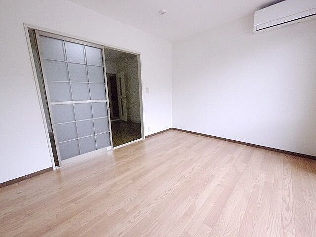 寝室