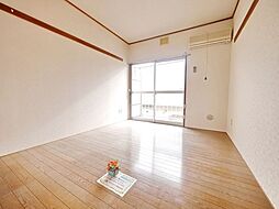 第1藤美荘 5 1階ワンルームのリビング/ダイニング