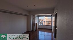 ヴォワール国府台 501 5階2DKのリビング/ダイニング