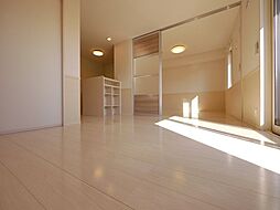 つくばエクスプレス 三郷中央駅 徒歩15分の賃貸アパート 1階2LDKのリビング/ダイニング