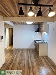 フェアリーヒルズ保木間 205 2階2DKのリビング/ダイニング