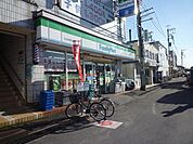 ファミリーマート 250m
