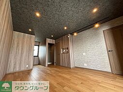 西武拝島線 西武立川駅 徒歩8分の賃貸アパート 3階1LDKのリビング/ダイニング