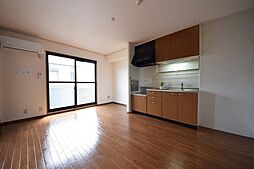 ファミール豊田 305 3階2LDKのリビング/ダイニング