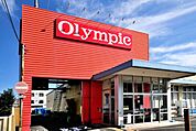 Olympic小金井店 徒歩12分。スーパー 940m