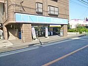 ローソン 徒歩6分。コンビニ 480m