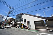 駅前 1520m