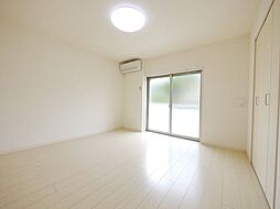 リブリ・新中里 101 1階1Kのリビング/ダイニング