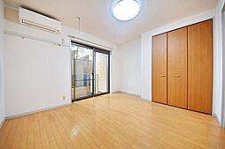 小田急小田原線 千歳船橋駅 徒歩12分の賃貸マンション 1階1Kのリビング/ダイニング