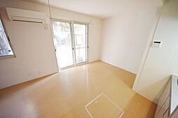 京王線 仙川駅 バス7分 中原小学校下車 徒歩2分の賃貸アパート 1階ワンルームのリビング/ダイニング