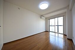 京王線 仙川駅 バス7分 新川団地中央下車 徒歩2分の賃貸マンション 2階1Kのリビング/ダイニング