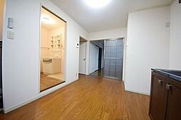 京王線 調布駅 バス10分 大沢コミュニティ下車 徒歩7分の賃貸アパート 2階2DKのリビング/ダイニング