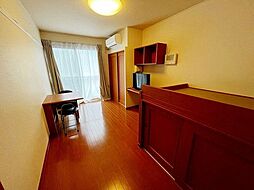 京王線 国領駅 徒歩12分の賃貸アパート 1階1Kのリビング/ダイニング