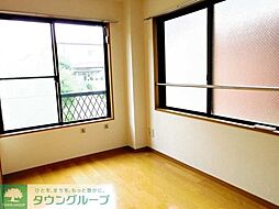 ヴィラシャルマン 401 4階1Kのリビング/ダイニング