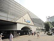 経堂駅 400m