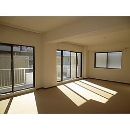 メゾン・ド・中目黒 308 3階1LDKのリビング/ダイニング